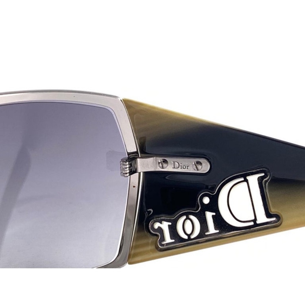 Dior Elegant Black and Gold Sunglasses - Picture 5 of 13
